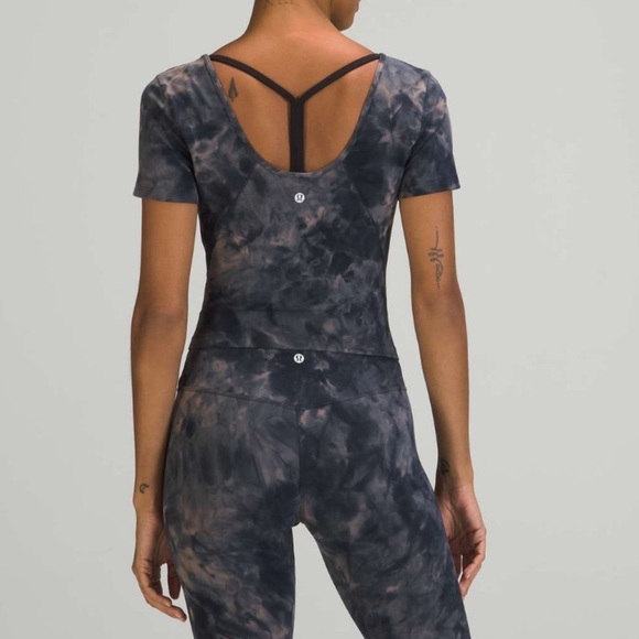 LULULEMON Align™ T-Shirt Diamond Dye - Picture 4 of 8